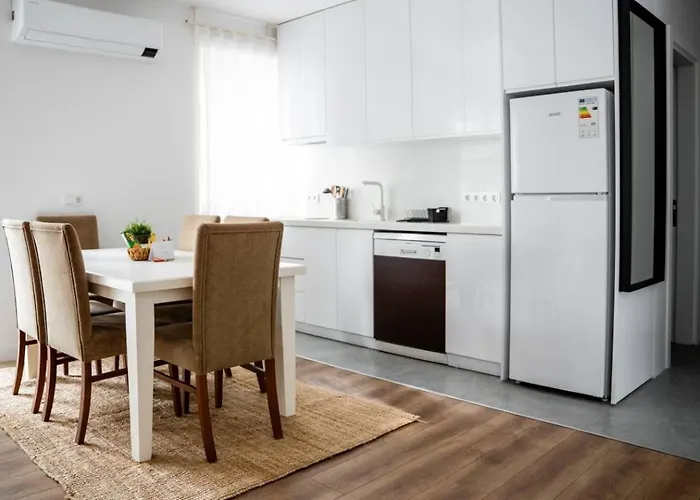 Trendy 2bd Cozy Modern Bebek Home! #415 *